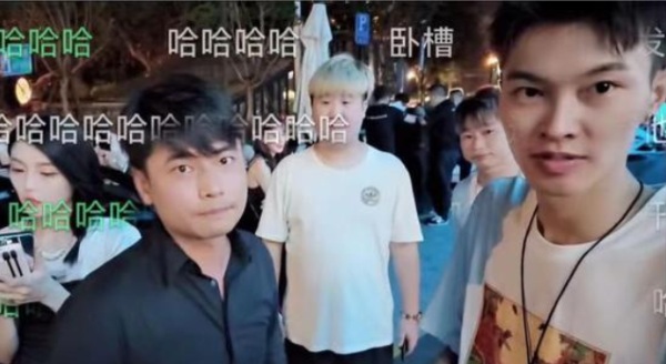 虎牙启大大开启直播旅程