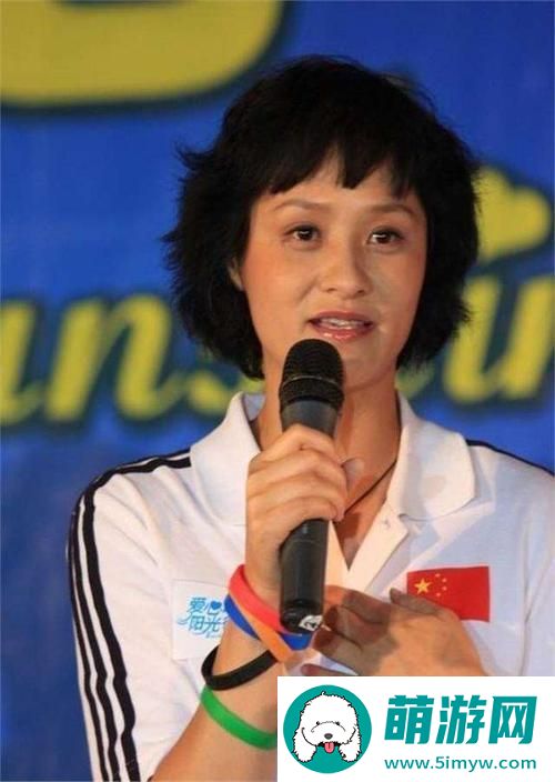 高敏一家六口起乩