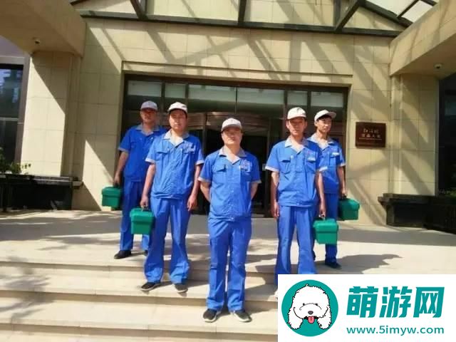 “老谢赵敏业维秀